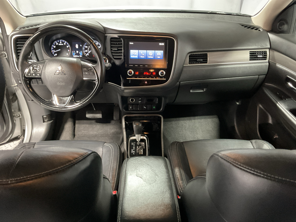 2020 Mitsubishi Outlander SEL 2WD