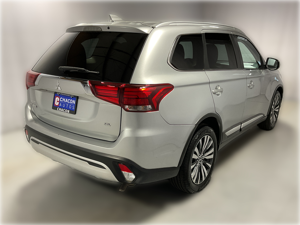 2020 Mitsubishi Outlander SEL 2WD