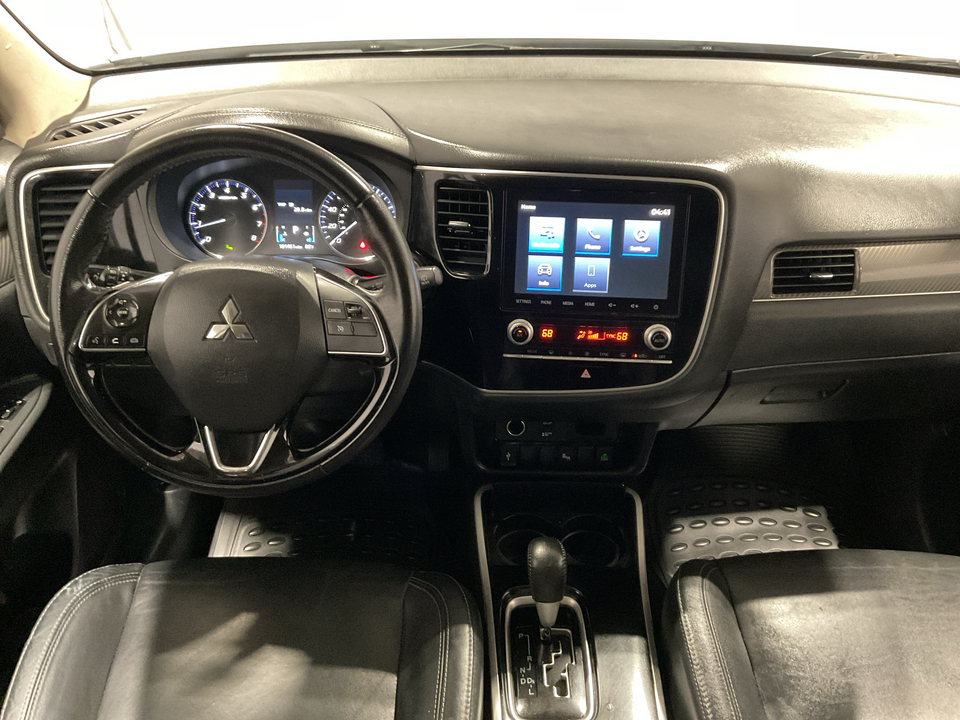 2020 Mitsubishi Outlander SEL 2WD