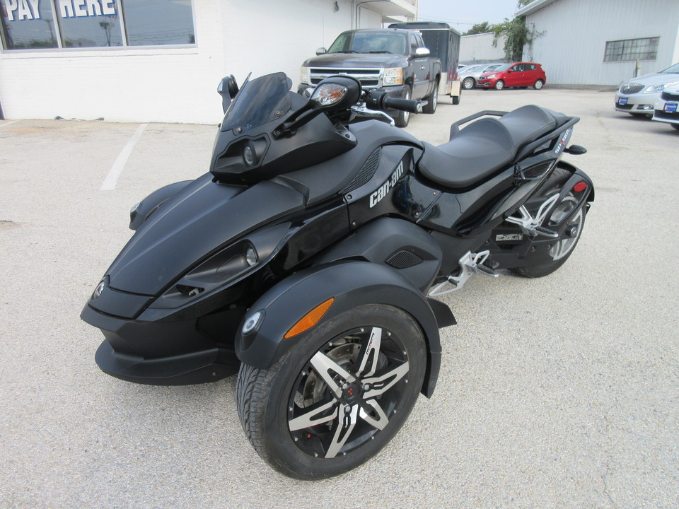 Used 2009 Can-Am Spyder in Carrollton, TX ( W000586 ) | Chacon Autos