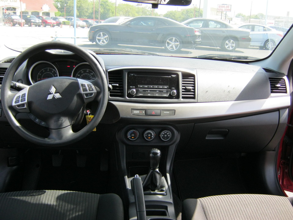 2014 Mitsubishi Lancer ES