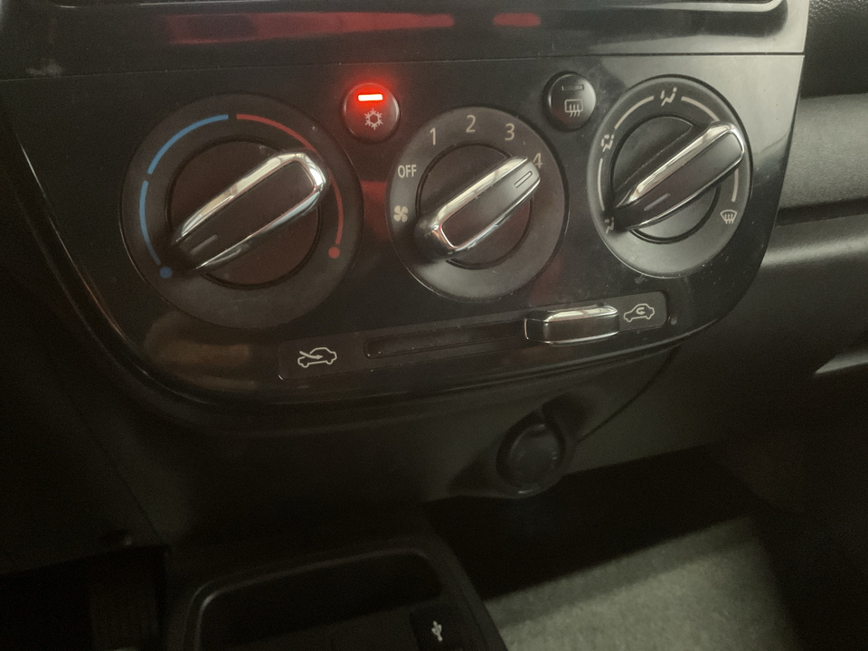 2018 Mitsubishi Mirage ES CVT