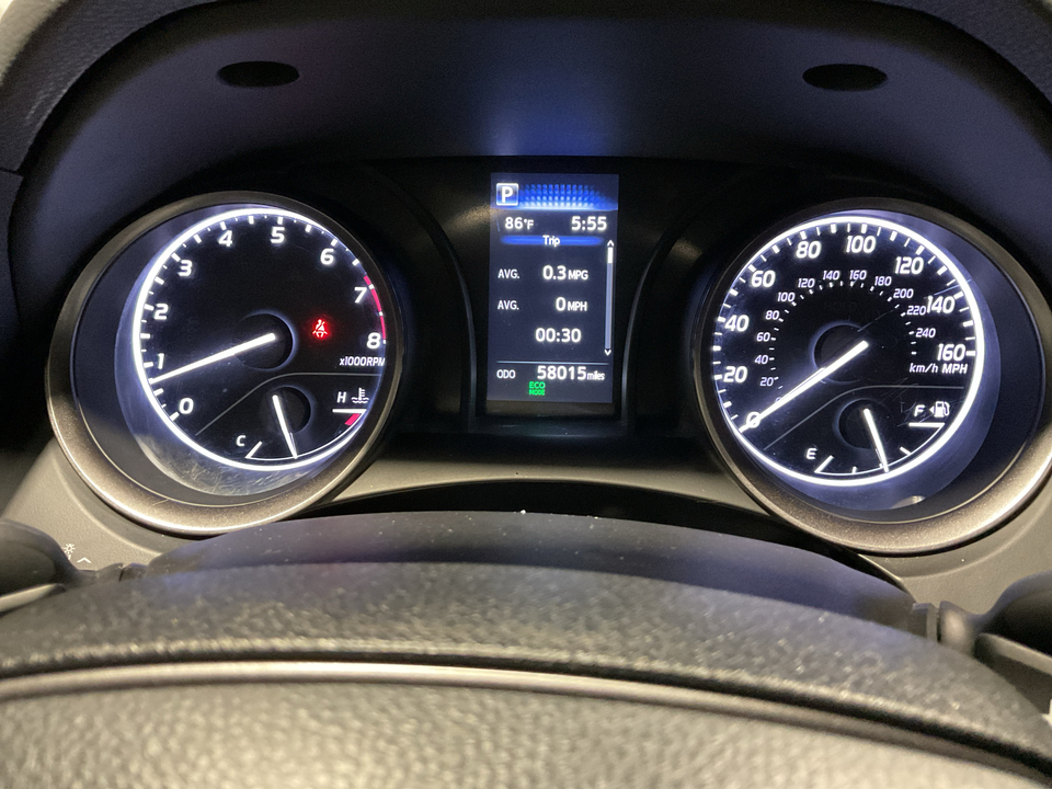 2022 Toyota Camry SE
