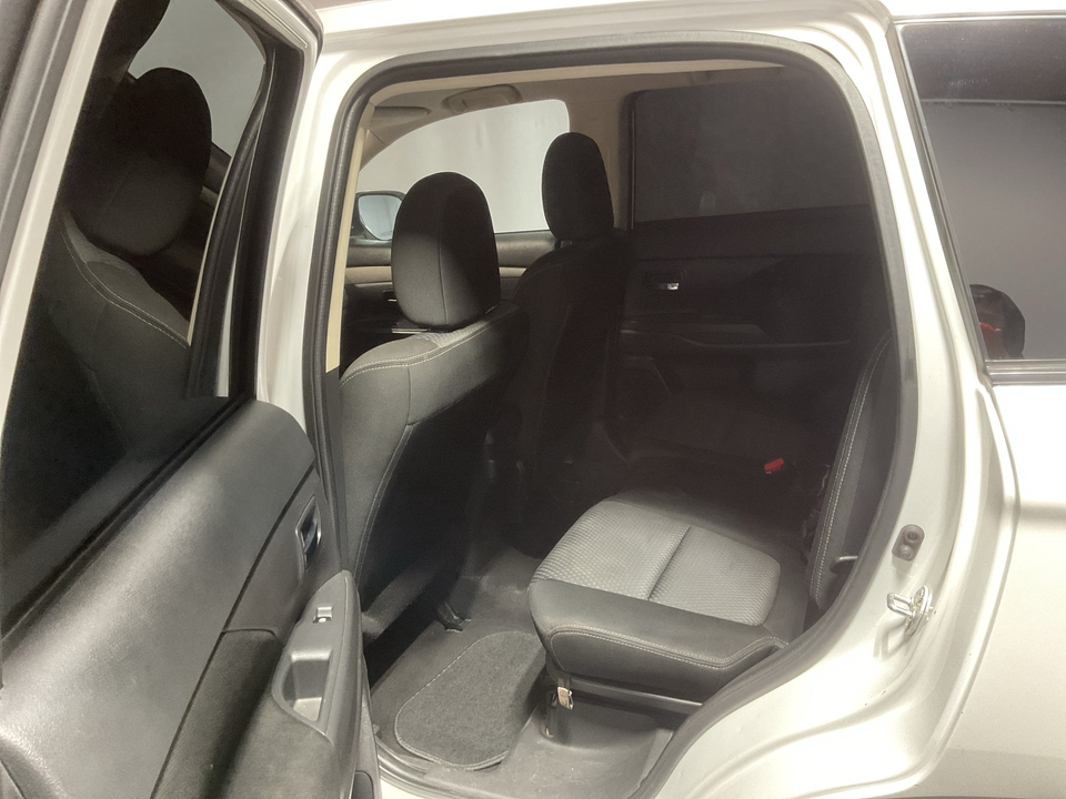 2018 Mitsubishi Outlander SE 2WD