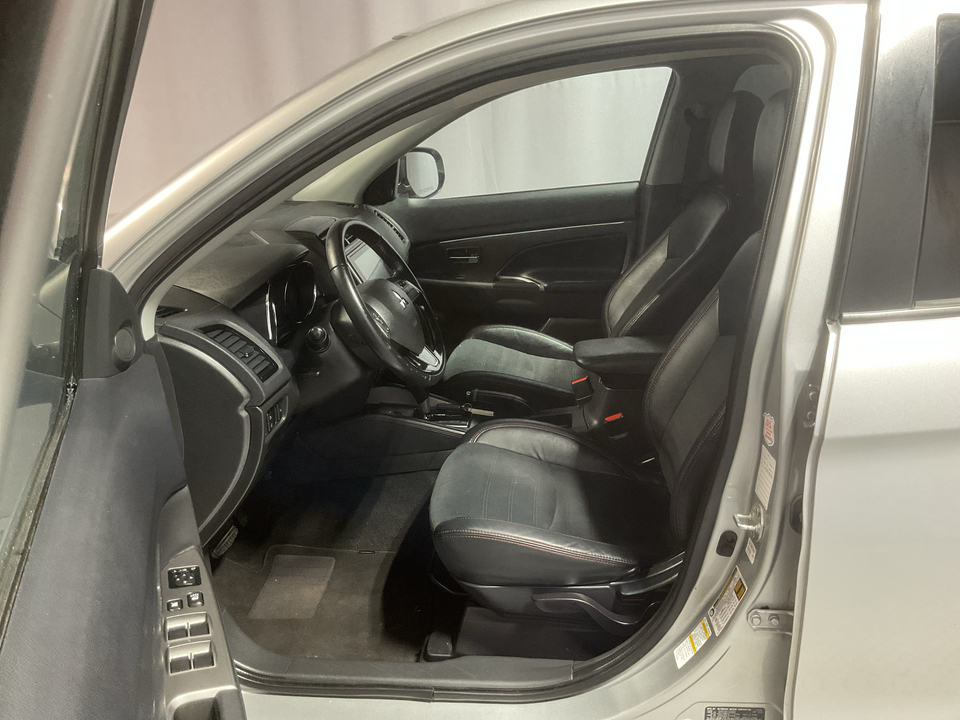 2024 Mitsubishi Outlander Sport 2.0 ES 4WD