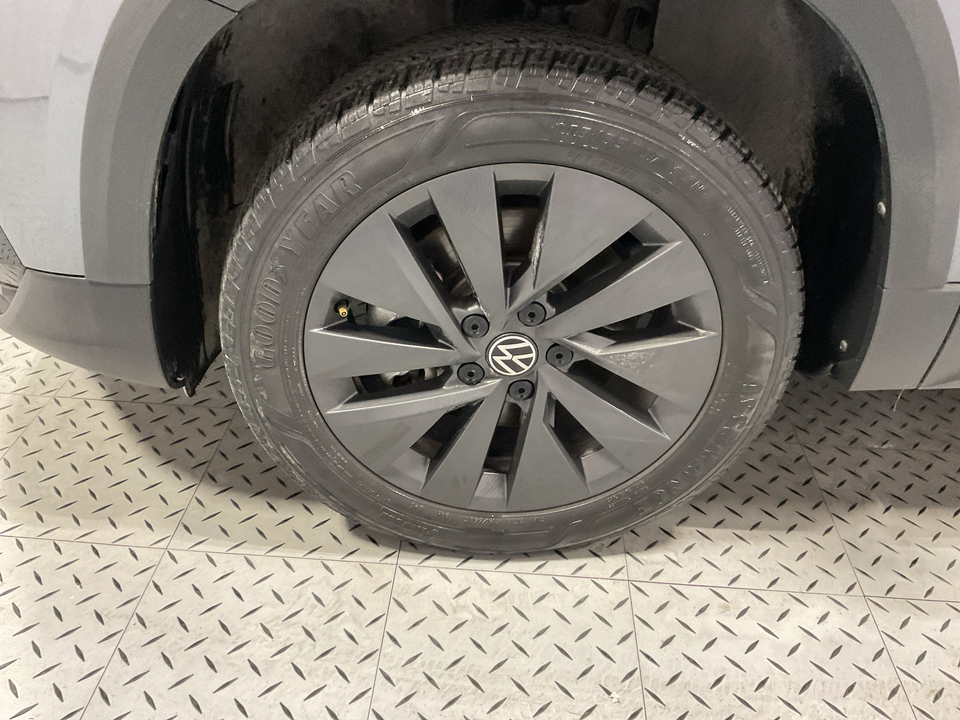 2024 Volkswagen Taos S