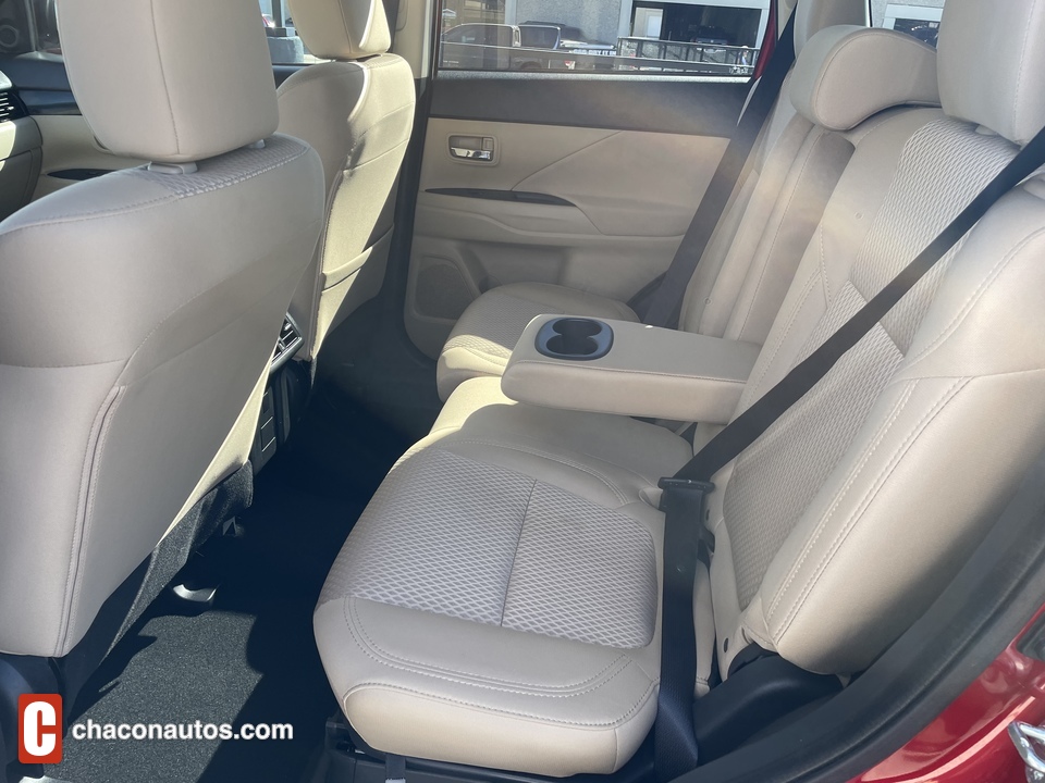 2020 Mitsubishi Outlander ES 2WD