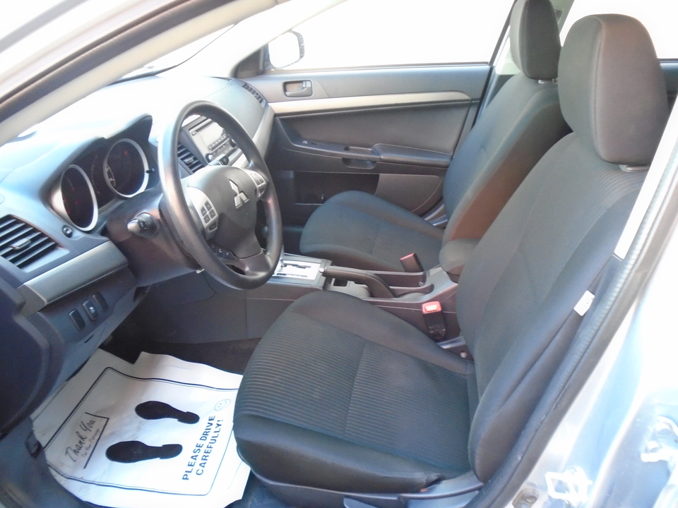 2015 Mitsubishi Lancer ES CVT