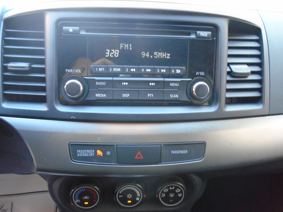 2015 Mitsubishi Lancer ES CVT