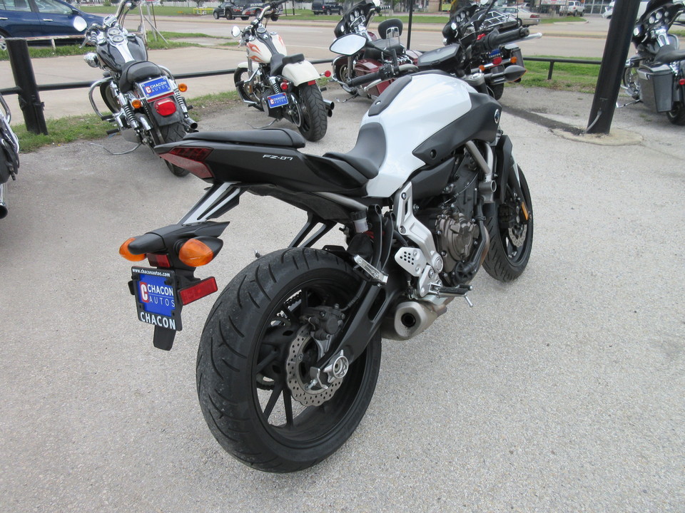 2015 Yamaha FZ07