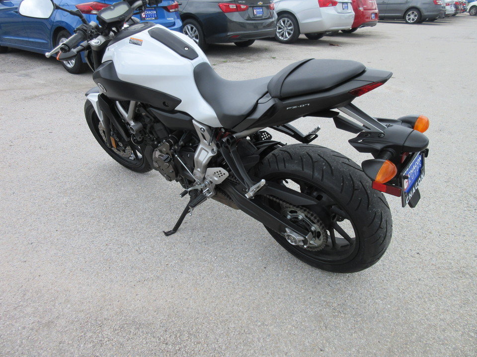 2015 Yamaha FZ07