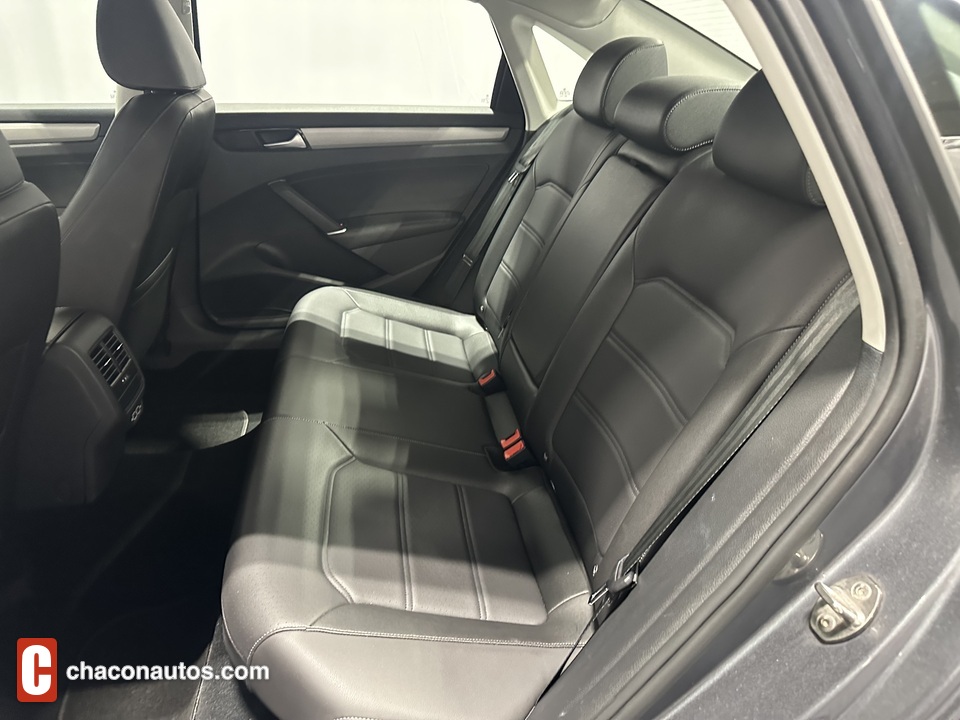 2022 Volkswagen Passat SE