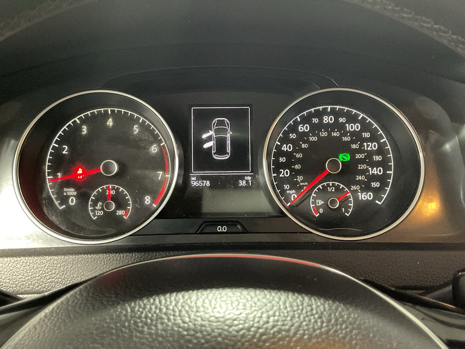 2020 Volkswagen Golf TSI 8A