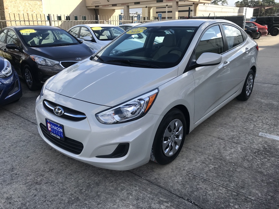 2016 Hyundai Accent SE 4-Door 6A
