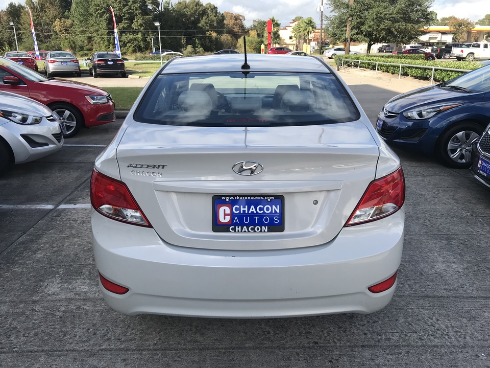 2016 Hyundai Accent SE 4-Door 6A