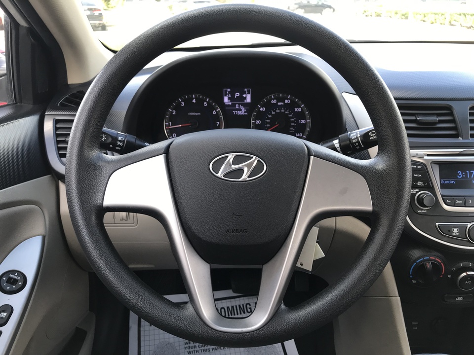 2016 Hyundai Accent SE 4-Door 6A