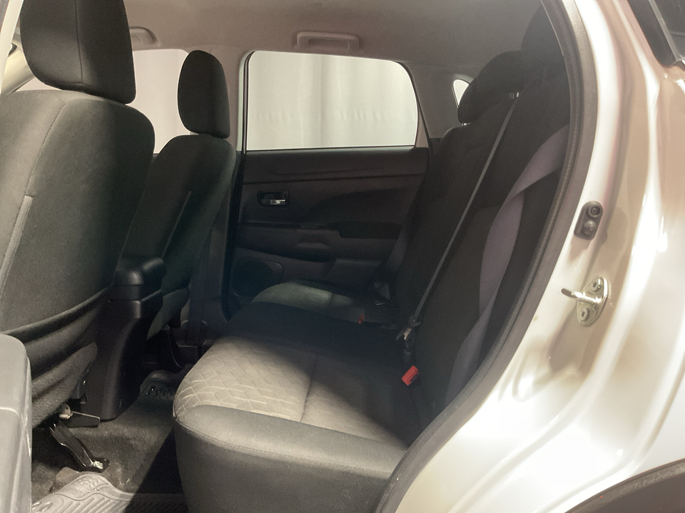2021 Mitsubishi Outlander Sport 2.0 ES CVT