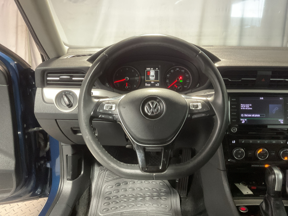 2022 Volkswagen Passat SE