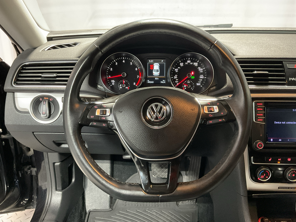 2019 Volkswagen Passat Wolfsburg Edition