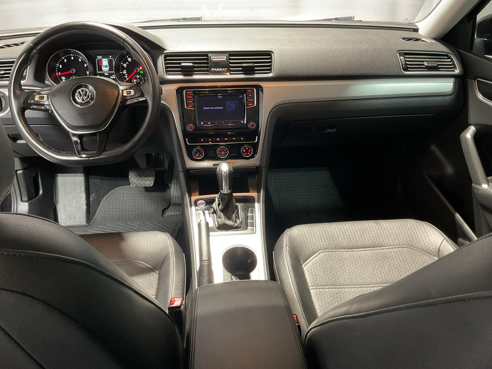 2019 Volkswagen Passat Wolfsburg Edition