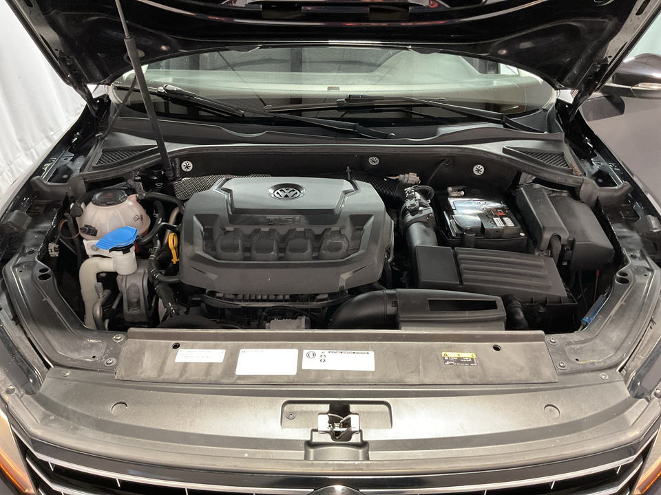 2019 Volkswagen Passat Wolfsburg Edition