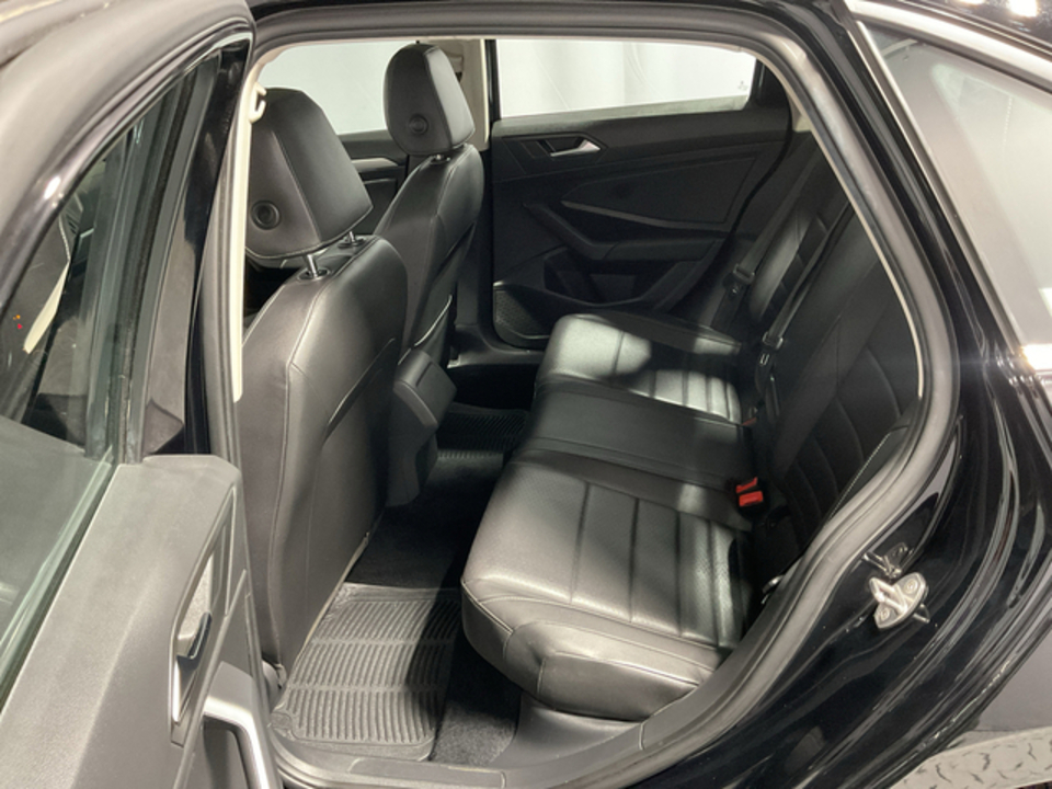 2021 Volkswagen Jetta (multiple)