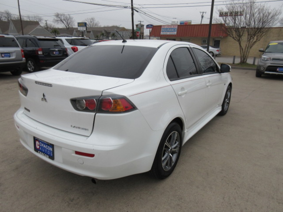 2015 Mitsubishi Lancer ES CVT