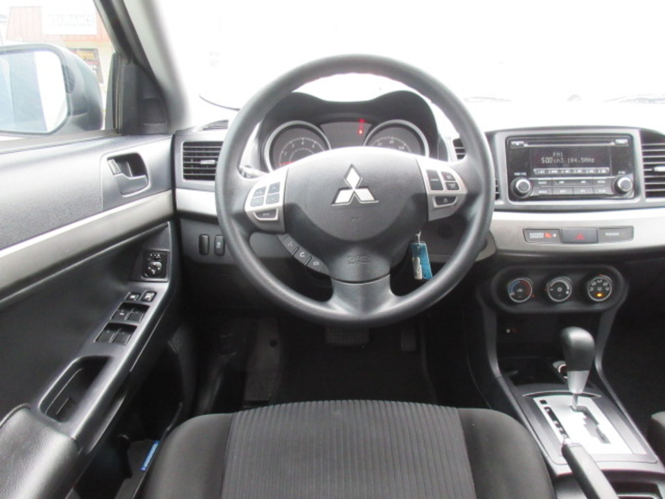 2015 Mitsubishi Lancer ES CVT