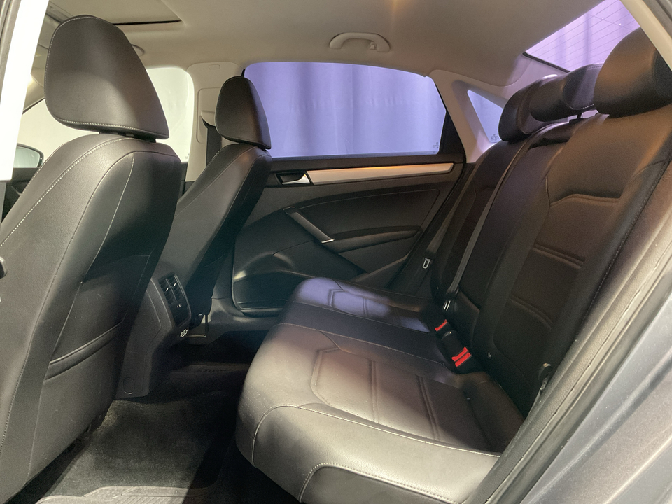 2022 Volkswagen Passat SE