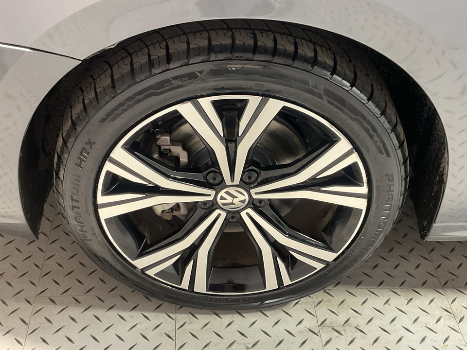 2022 Volkswagen Passat SE