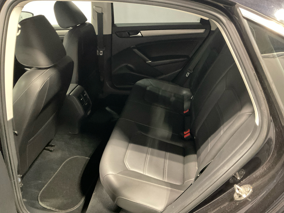 2022 Volkswagen Passat SE