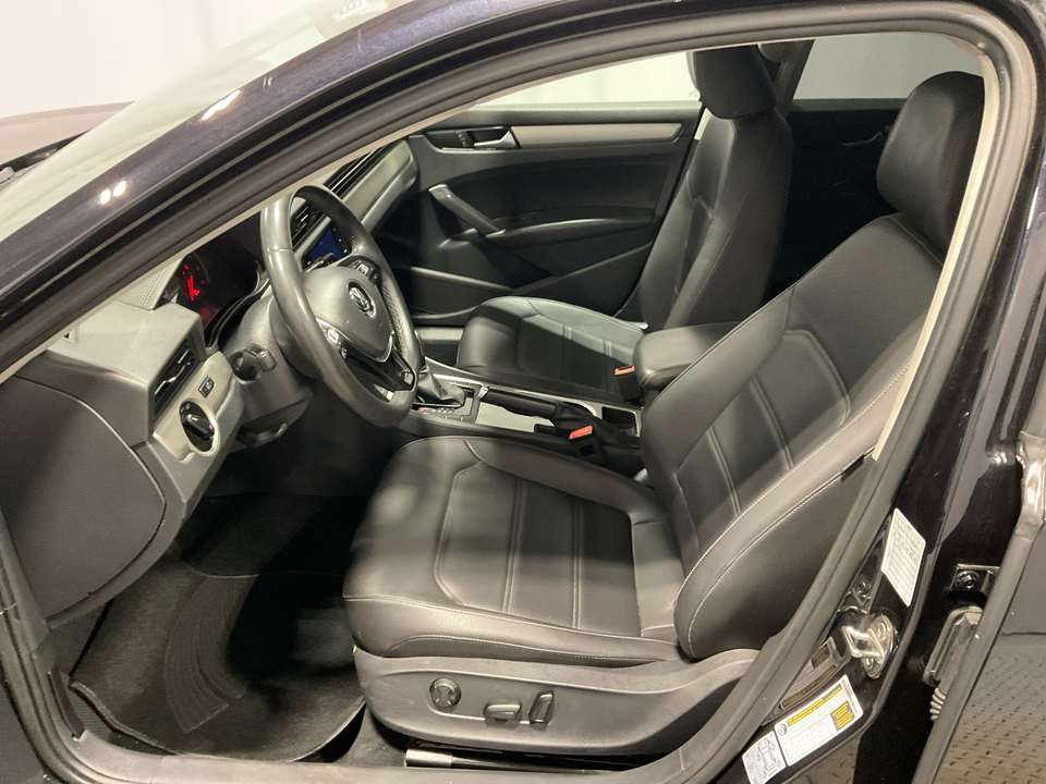 2022 Volkswagen Passat SE