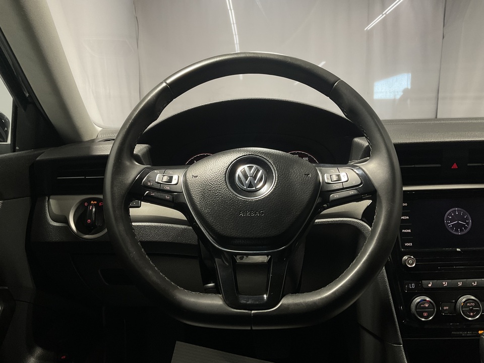 2021 Volkswagen Passat SE