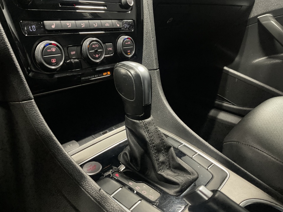 2021 Volkswagen Passat SE