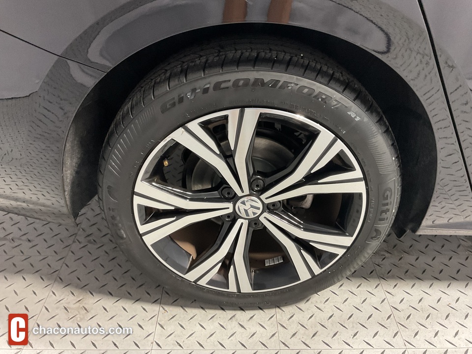 2022 Volkswagen Passat SE