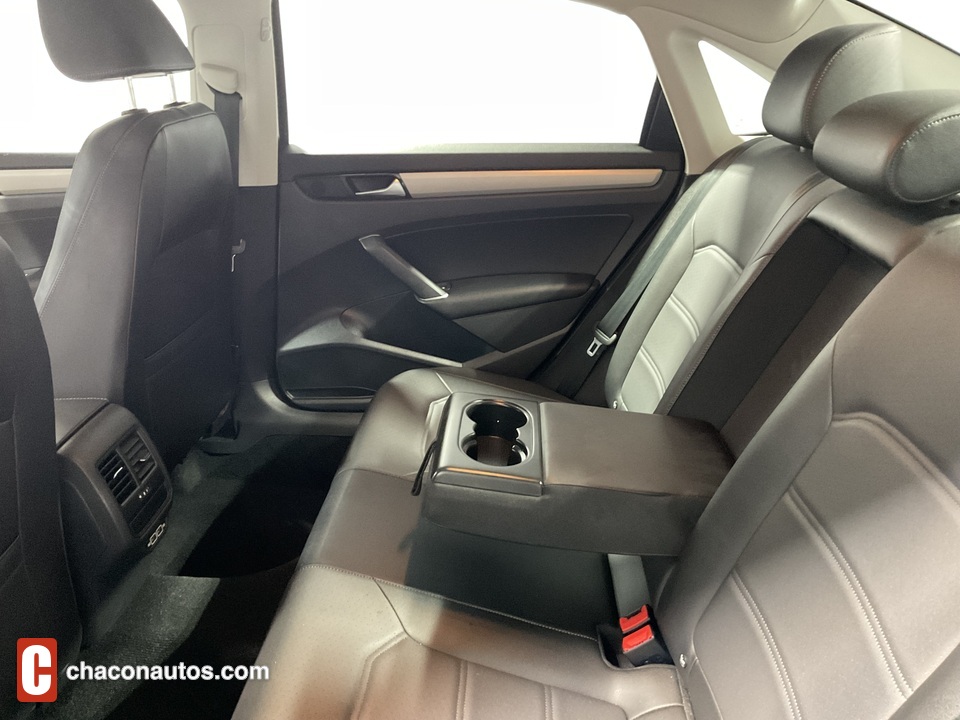 2022 Volkswagen Passat SE