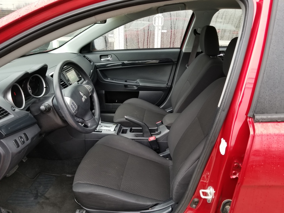 2017 Mitsubishi Lancer ES CVT