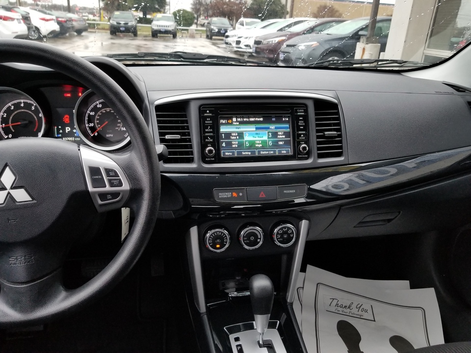 2017 Mitsubishi Lancer ES CVT