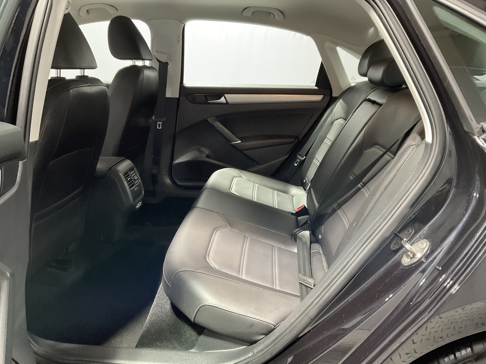 2022 Volkswagen Passat SE
