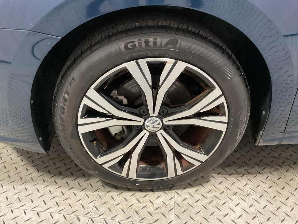 2022 Volkswagen Passat SE