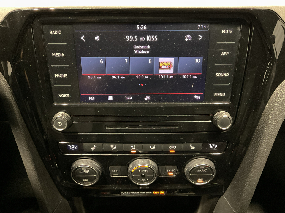 2022 Volkswagen Passat SE