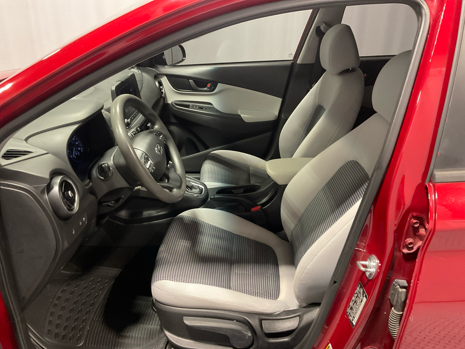 2023 Hyundai Kona SE