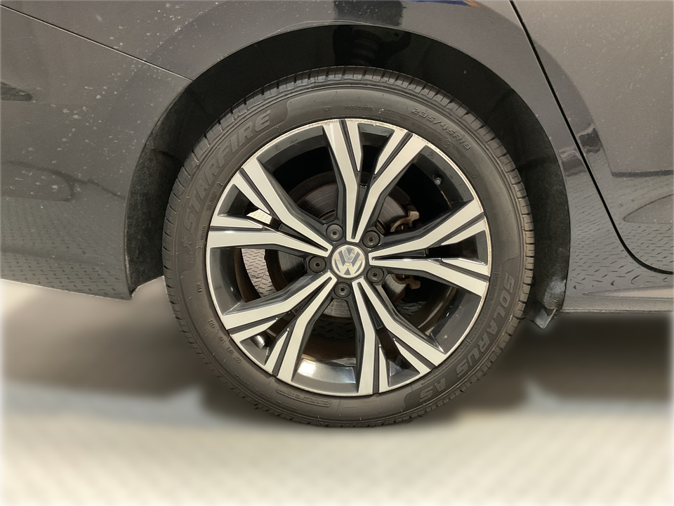2022 Volkswagen Passat SE