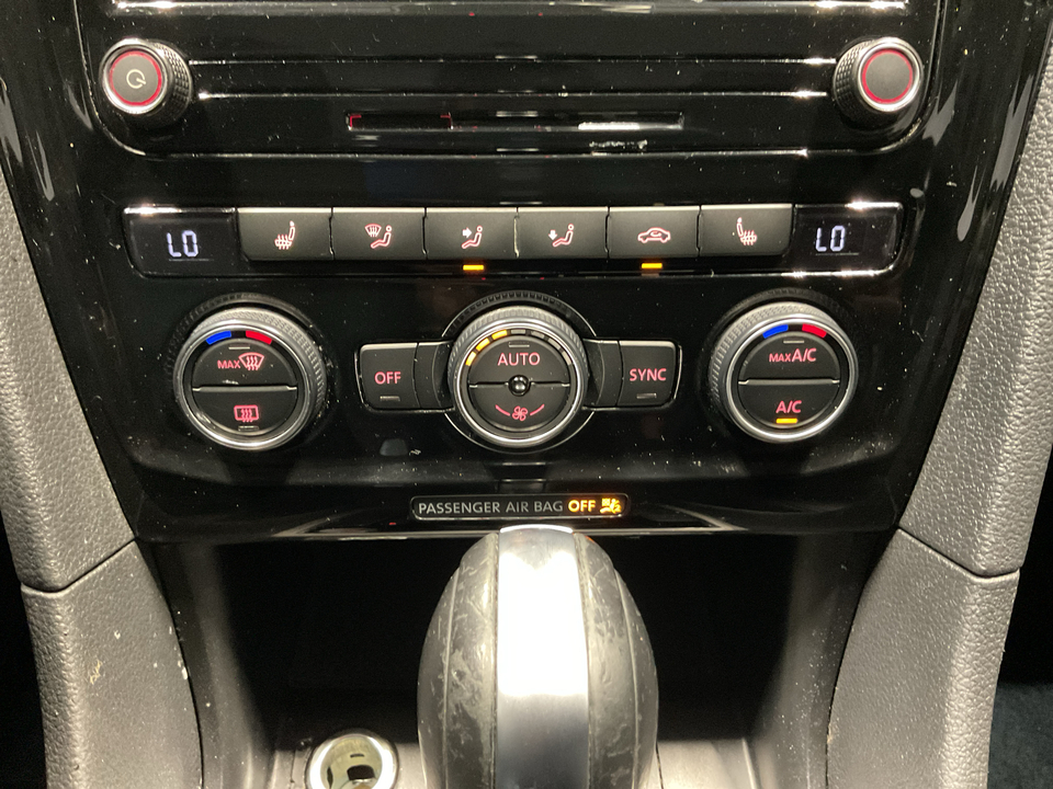 2022 Volkswagen Passat SE
