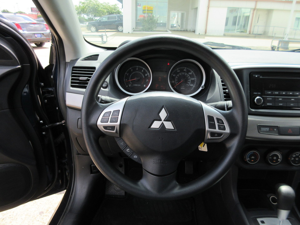 2014 Mitsubishi Lancer ES