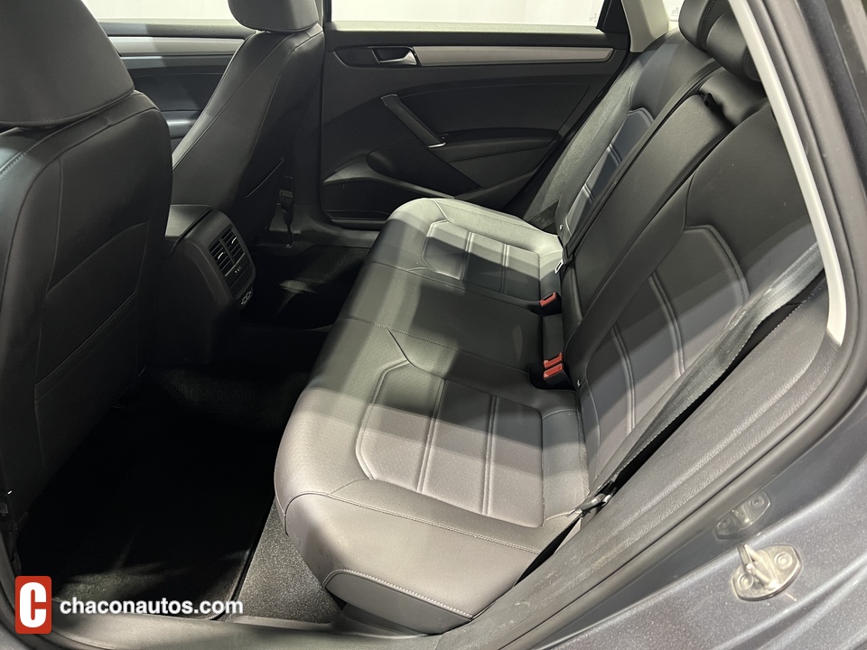 2021 Volkswagen Passat SE
