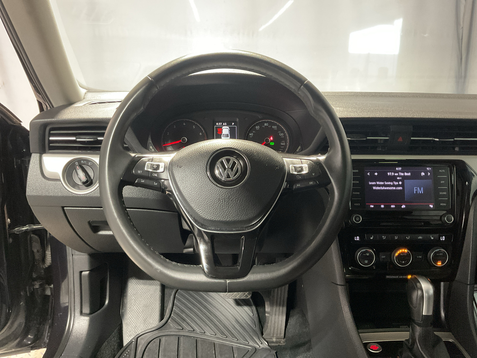 2022 Volkswagen Passat SE