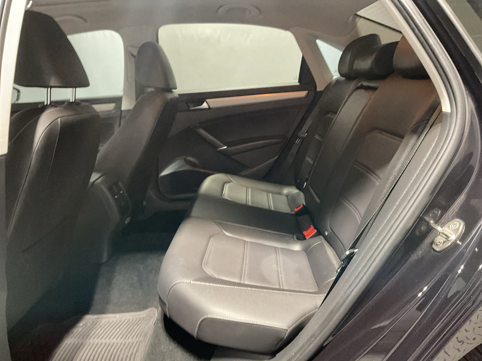 2022 Volkswagen Passat SE