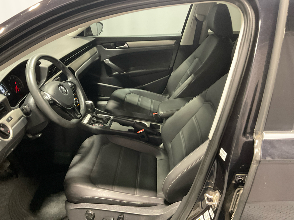 2022 Volkswagen Passat SE