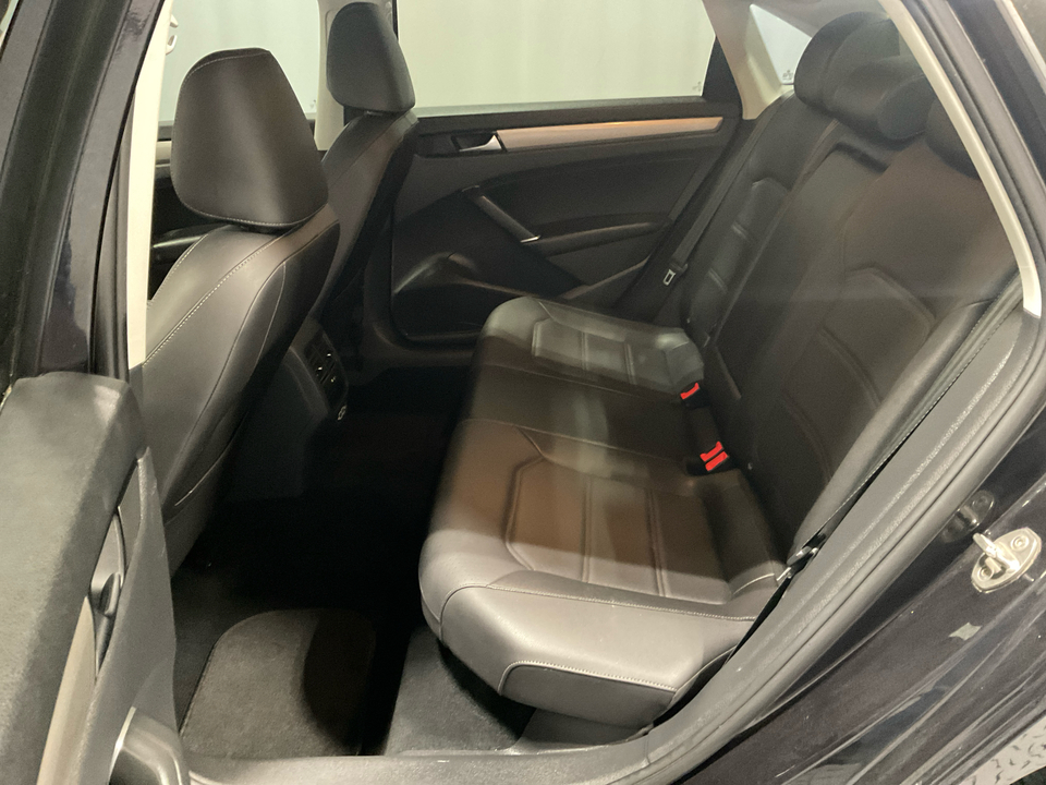 2022 Volkswagen Passat SE